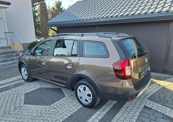 Dacia Logan cena 36900 przebieg: 99619, rok produkcji 2017 z Prudnik małe 562